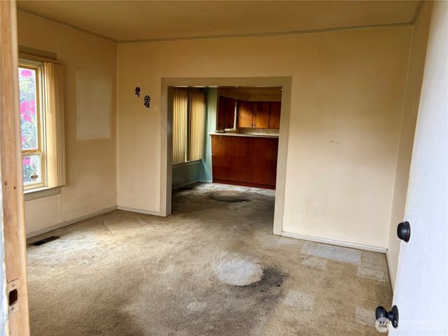 605 Morris Avenue S, Renton, WA 98057