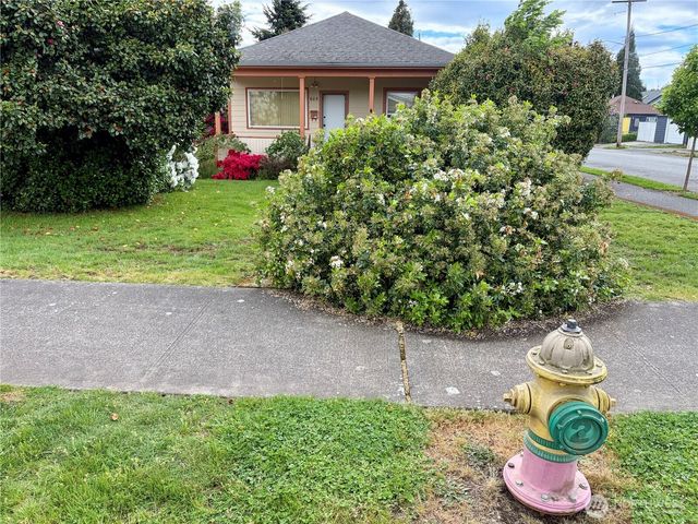 605 Morris Avenue S, Renton, WA 98057