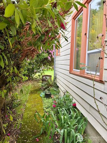 605 Morris Avenue S, Renton, WA 98057