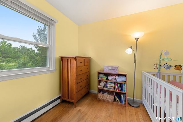 8 Meadow Drive, Oxford, CT 06478