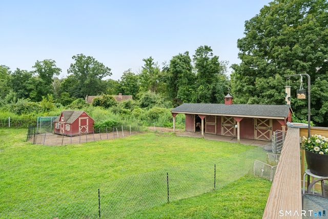 8 Meadow Drive, Oxford, CT 06478