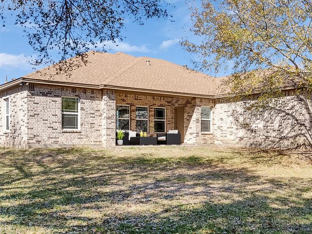 2832 Golden Avenue Avenue, Bay City, TX 77414