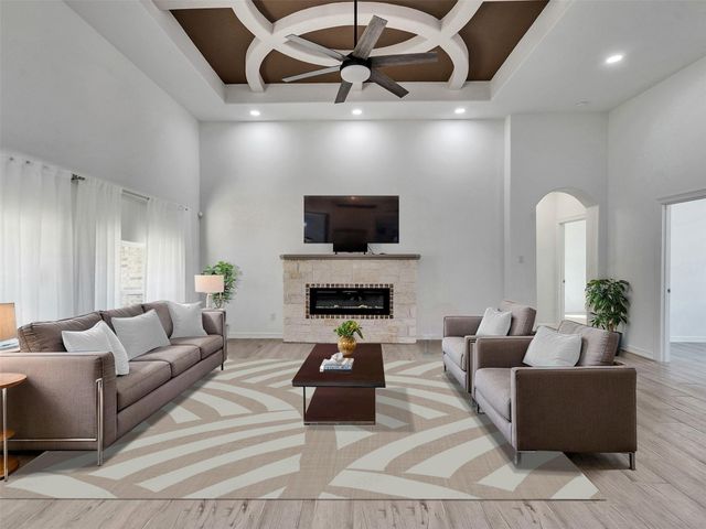 2832 Golden Avenue Avenue, Bay City, TX 77414