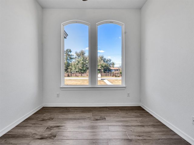 2832 Golden Avenue Avenue, Bay City, TX 77414