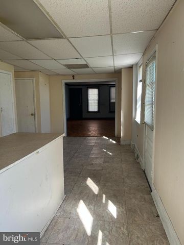 1030 N DUPONT ST, Wilmington, DE 19805