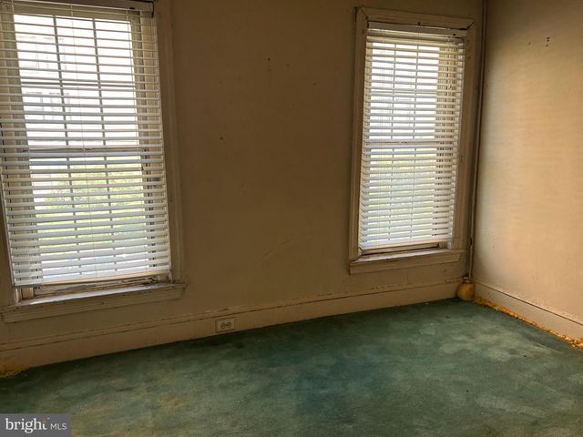 1030 N DUPONT ST, Wilmington, DE 19805