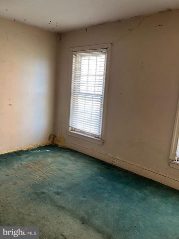 1030 N DUPONT ST, Wilmington, DE 19805