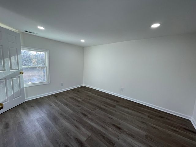 617 F ST, Bedford, VA 24523