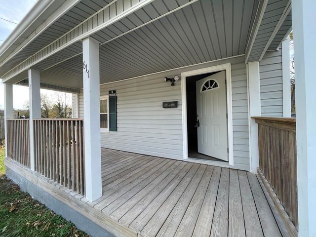 617 F ST, Bedford, VA 24523