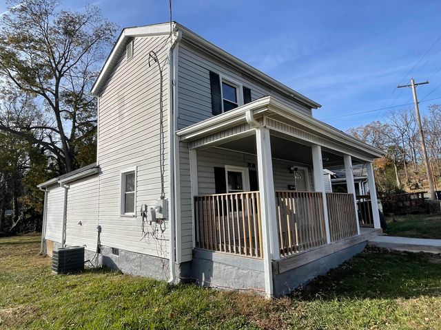 617 F ST, Bedford, VA 24523
