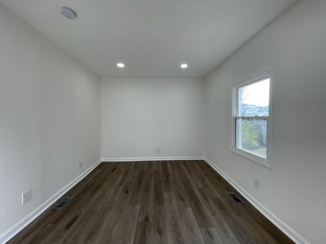 617 F ST, Bedford, VA 24523