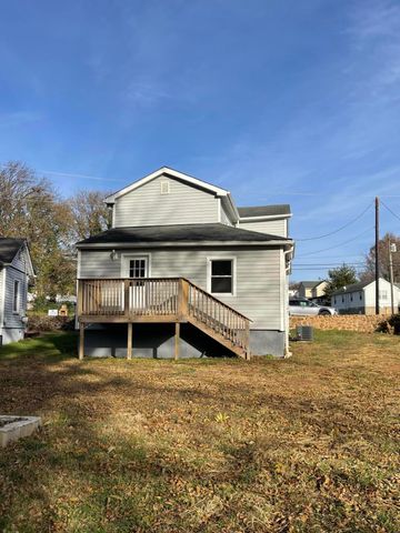 617 F ST, Bedford, VA 24523