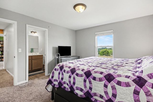 3334 Falling Brook Way, Burlington, KY 41005