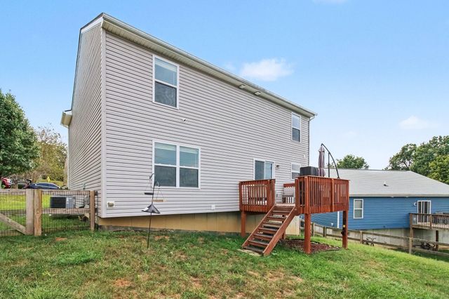 3334 Falling Brook Way, Burlington, KY 41005