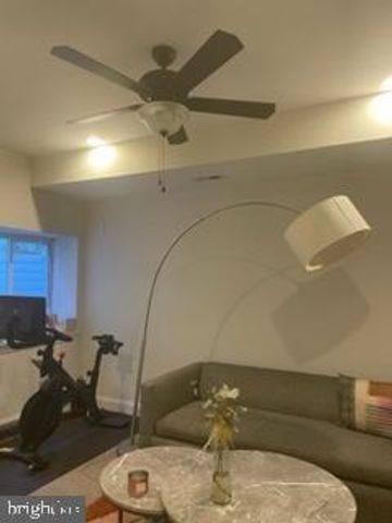 534 GREEN LN, Philadelphia, PA 19128