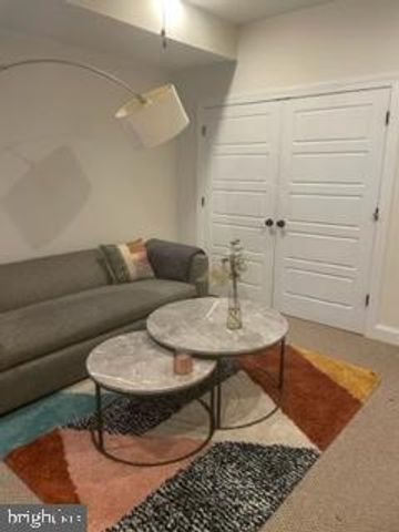 534 GREEN LN, Philadelphia, PA 19128