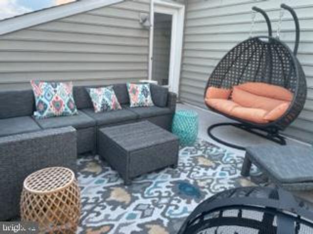 534 GREEN LN, Philadelphia, PA 19128