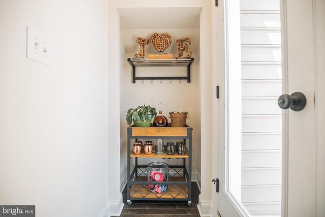 534 GREEN LN, Philadelphia, PA 19128