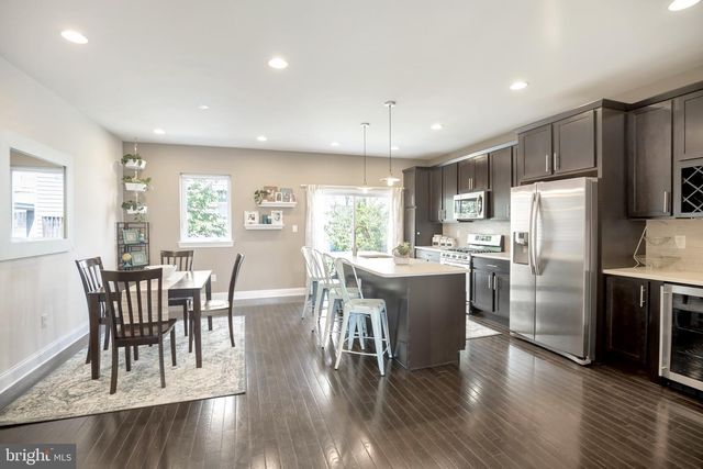 534 GREEN LN, Philadelphia, PA 19128