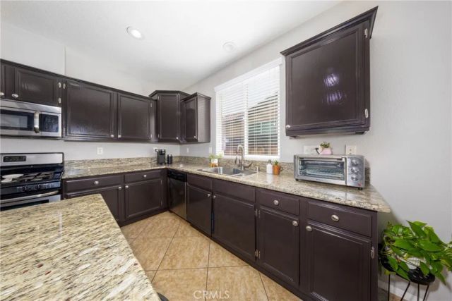 15846 Cordova Road, Victorville, CA 92394