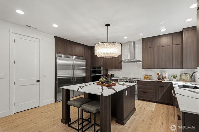 1906 223rd Avenue SE, Sammamish, WA 98075
