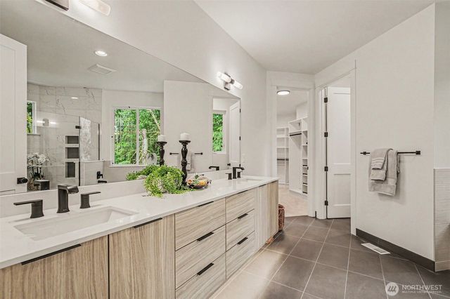 1906 223rd Avenue SE, Sammamish, WA 98075