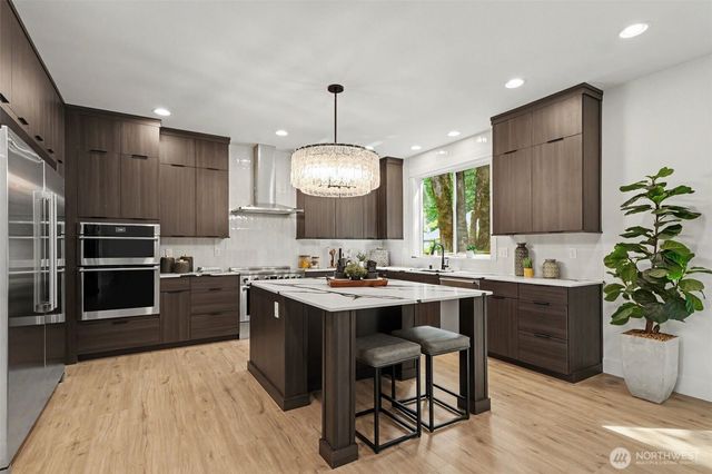 1906 223rd Avenue SE, Sammamish, WA 98075