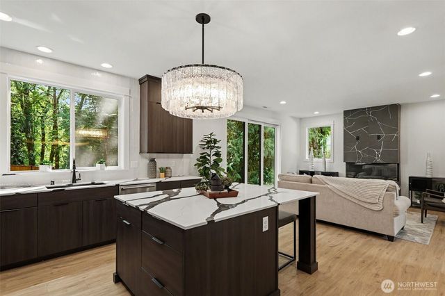 1906 223rd Avenue SE, Sammamish, WA 98075