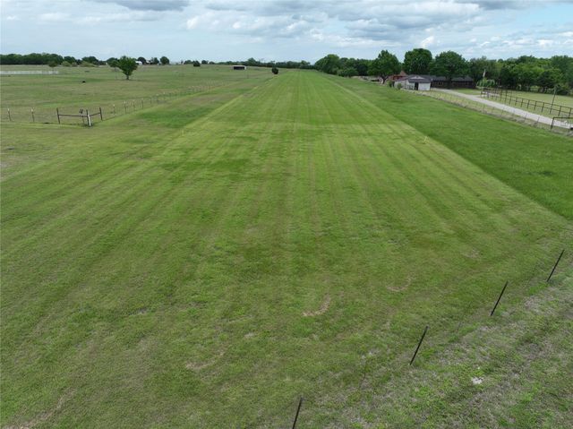 14767 County Road 545, Nevada, TX 75173