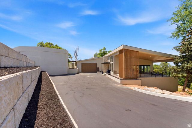 2662 E COMANCHE DR, Salt Lake City, UT 84108