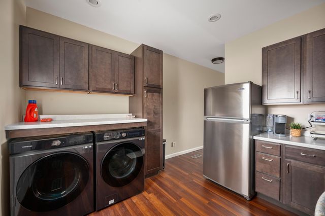 16 N Washington Street, Knightstown, IN 46148