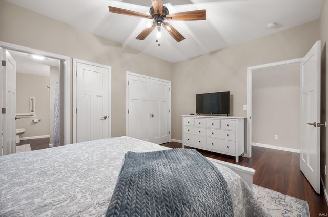 16 N Washington Street, Knightstown, IN 46148