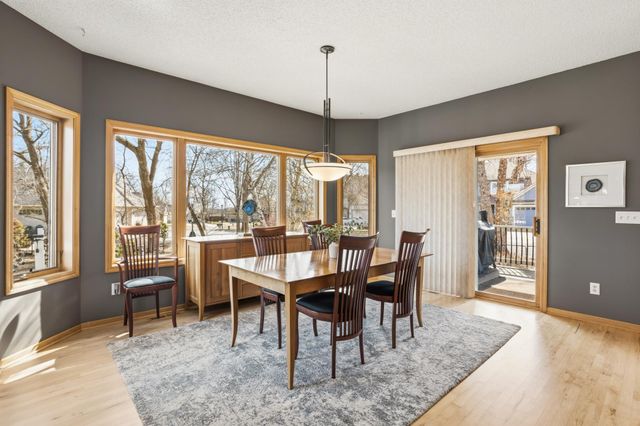 9451 138th Street W, Savage, MN 55378