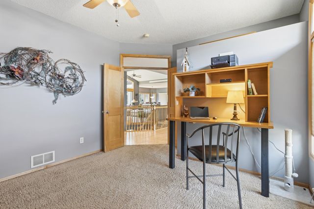 9451 138th Street W, Savage, MN 55378