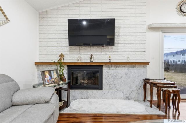 36217 Jeffrey Drive, Sterling Heights, MI 48310