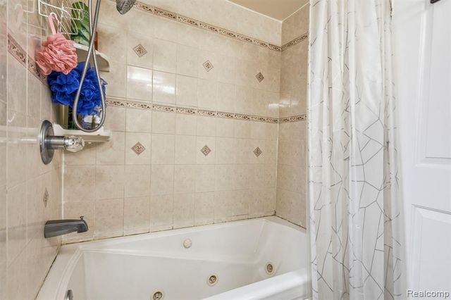 36217 Jeffrey Drive, Sterling Heights, MI 48310