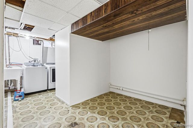 36217 Jeffrey Drive, Sterling Heights, MI 48310