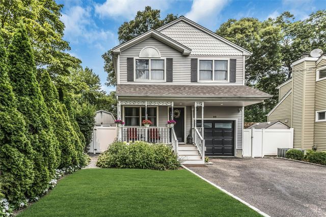 63 Teed Street, South Huntington, NY 11746
