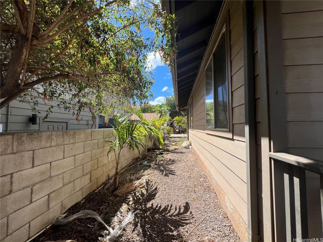 92-494 Ohio Street, Kapolei, HI 96707