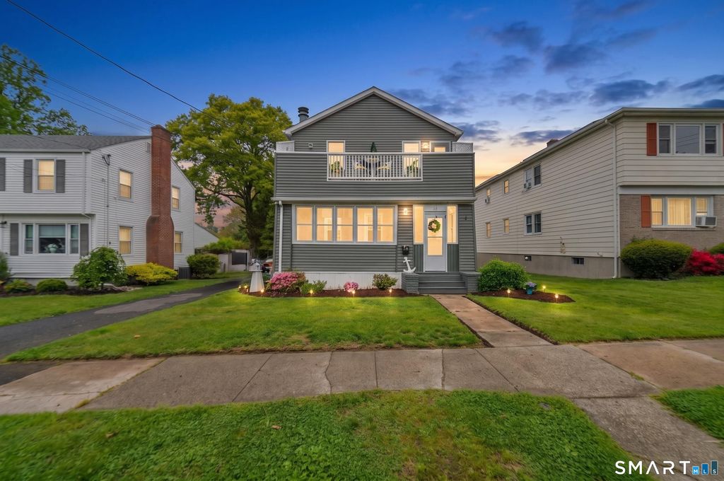 54 Overlook Avenue, West Haven, CT 06516