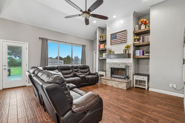 10009 Kildee Trail, Sanger, TX 76266
