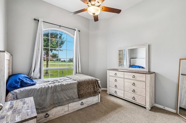 10009 Kildee Trail, Sanger, TX 76266
