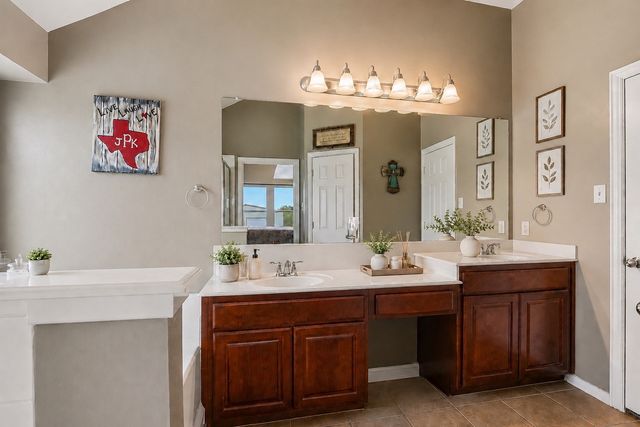 10009 Kildee Trail, Sanger, TX 76266