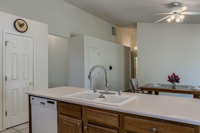 701 Chaps Road SE, Rio Rancho, NM 87124