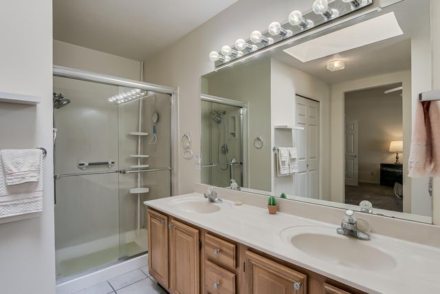 701 Chaps Road SE, Rio Rancho, NM 87124