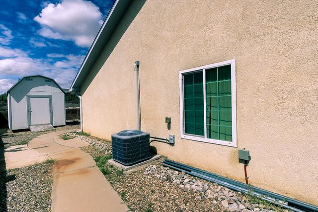 701 Chaps Road SE, Rio Rancho, NM 87124