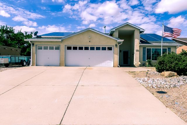 701 Chaps Road SE, Rio Rancho, NM 87124