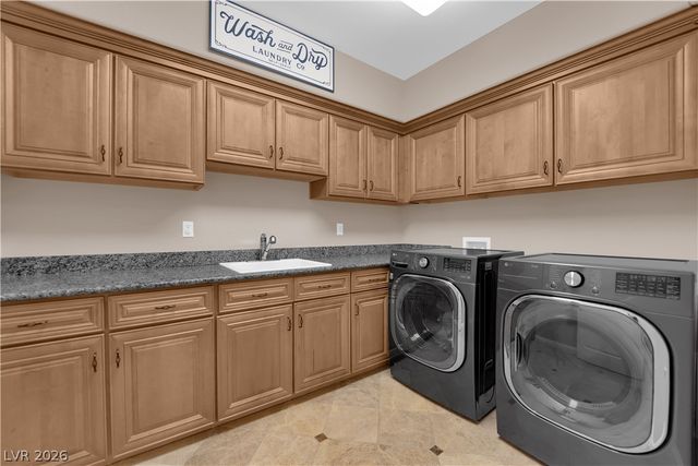 481 Las Alturas Avenue, Las Vegas, NV 89123