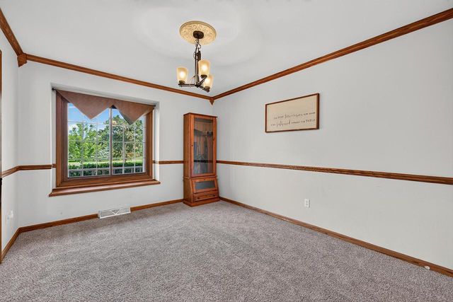 S93W33523 Fieldside COURT, Mukwonago, WI 53149