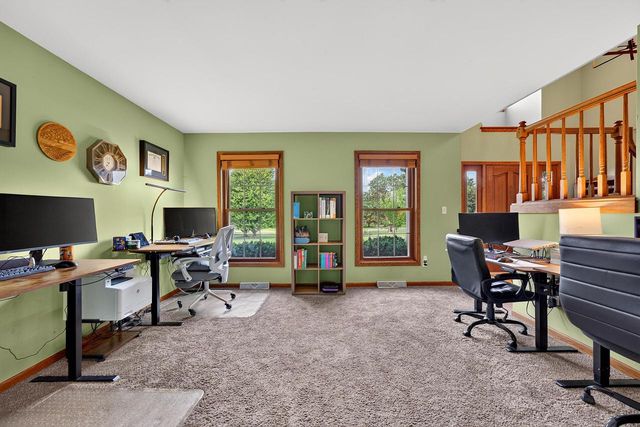 S93W33523 Fieldside COURT, Mukwonago, WI 53149